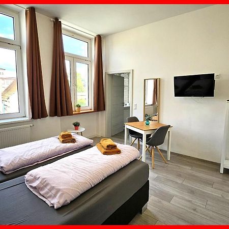 Zum Obstler - Gaststaette Und Pension Гера Экстерьер фото